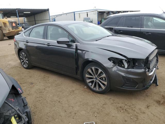 3FA6P0T99KR199378 - 2019 FORD FUSION SE GRAY photo 4