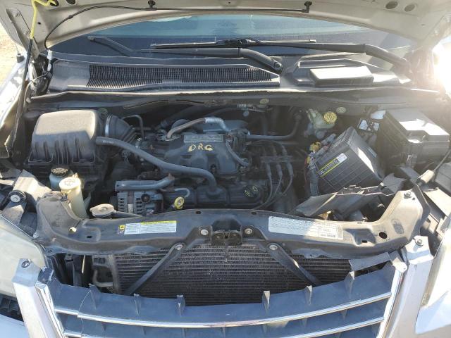 2A4RR5D16AR120982 - 2010 CHRYSLER TOWN & COU TOURING SILVER photo 12