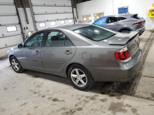 4T1BE32K75U616459 - 2005 TOYOTA CAMRY LE GRAY photo 2