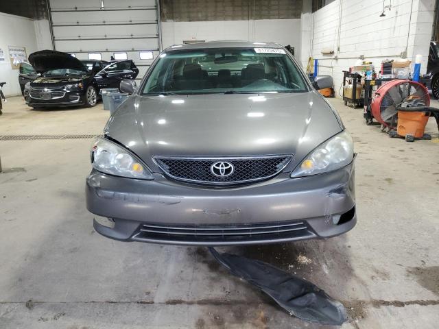 4T1BE32K75U616459 - 2005 TOYOTA CAMRY LE GRAY photo 5