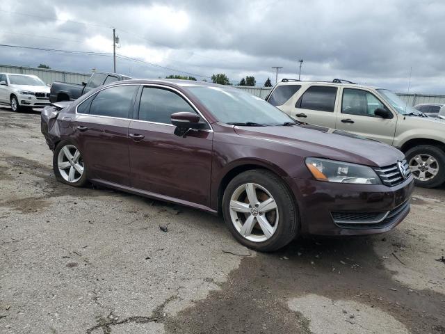 1VWBH7A32DC068031 - 2013 VOLKSWAGEN PASSAT SE Marron photo 4