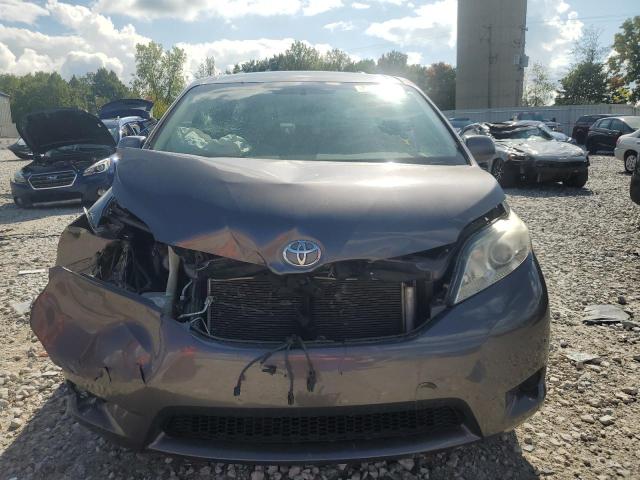 5TDJK3DC4BS009823 - 2011 TOYOTA SIENNA LE 灰色 照片 5