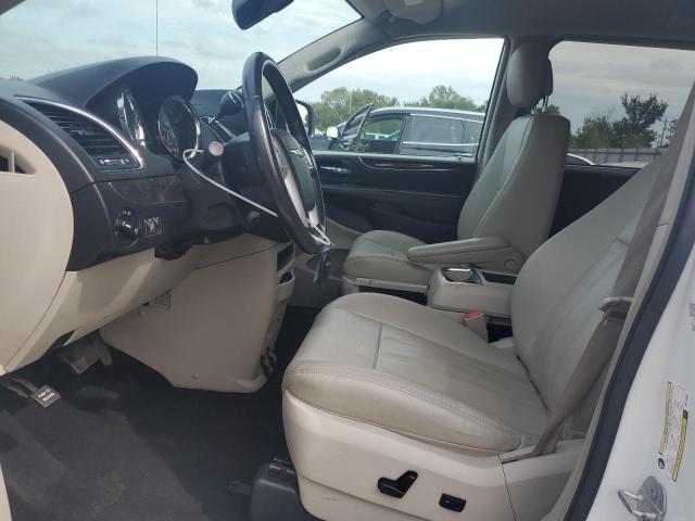 2C4RC1BG3GR133365 - 2016 CHRYSLER TOWN & COU TOURING WHITE photo 7