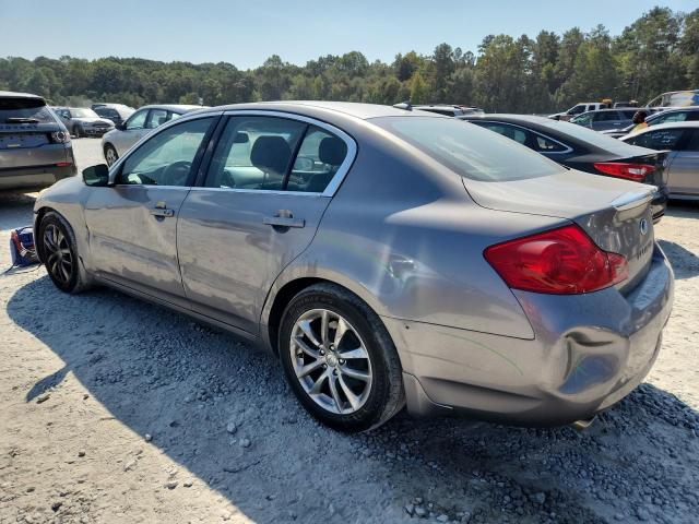 JNKCV61E69M306250 - 2009 INFINITI G37 BASE GRAY photo 2