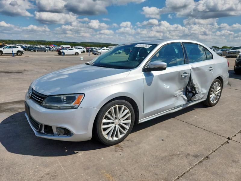 2011 VOLKSWAGEN JETTA SEL, 