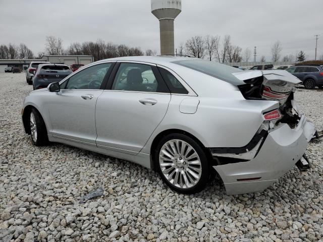 3LN6L2GK3FR610385 - 2015 LINCOLN MKZ SILVER photo 2