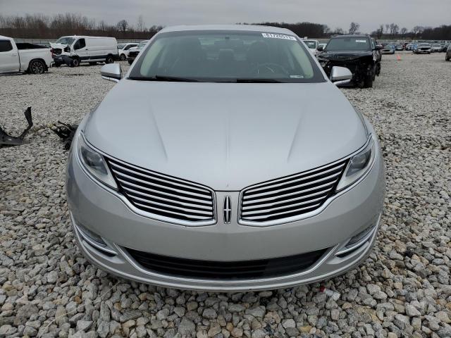 3LN6L2GK3FR610385 - 2015 LINCOLN MKZ SILVER photo 5