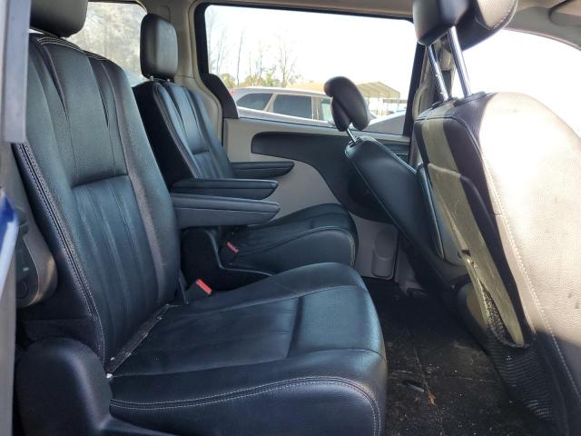 2C4RC1BG6GR198436 - 2016 CHRYSLER TOWN & COU TOURING BLUE photo 11