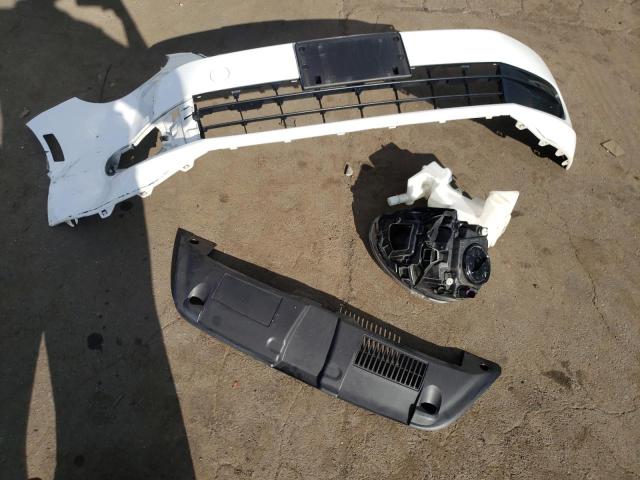 3VW5P7ATXDM805653 - 2013 VOLKSWAGEN BEETLE 白色 照片 12