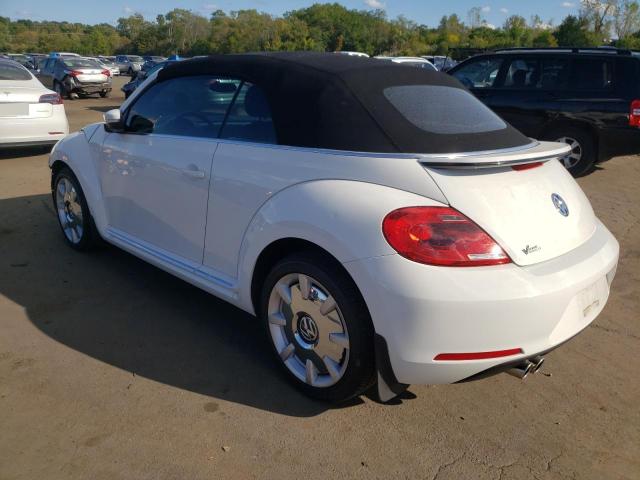 3VW5P7ATXDM805653 - 2013 VOLKSWAGEN BEETLE 白色 照片 2