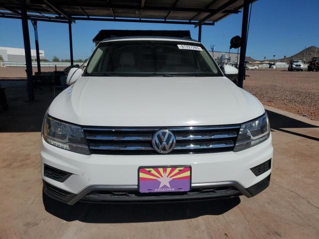 3VV3B7AX5LM122917 - 2020 VOLKSWAGEN TIGUAN SE أبيض صورة 5