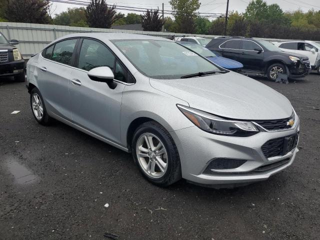 1G1BE5SM9J7165294 - 2018 CHEVROLET CRUZE LT SILVER photo 4