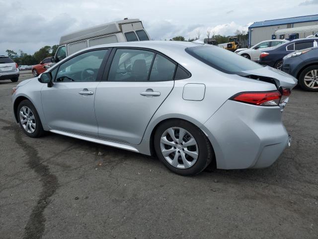 5YFB4MDE5PP072676 - 2023 TOYOTA COROLLA LE SILVER photo 2