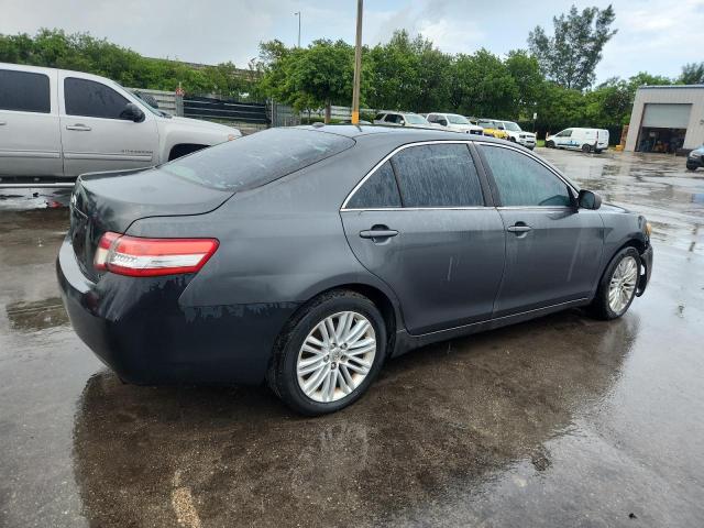 4T1BF3EK4AU044429 - 2010 TOYOTA CAMRY BASE GRAY photo 3