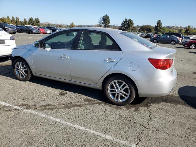 KNAFU4A20C5555475 - 2012 KIA FORTE EX ვერცხლისფერი ფოტო 2