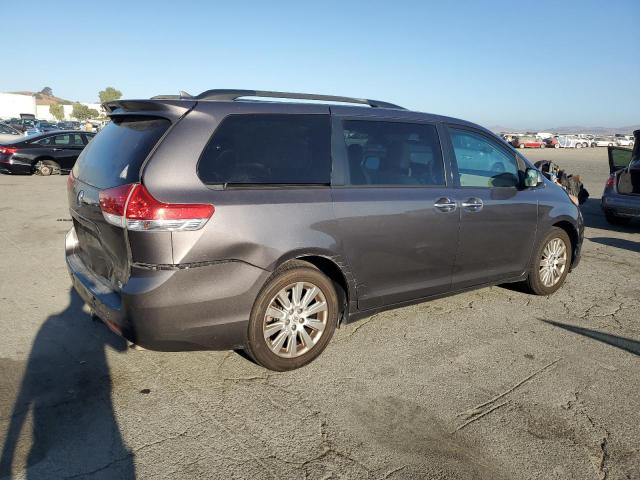 5TDDK3DC5BS004255 - 2011 TOYOTA SIENNA XLE Grau Foto 3