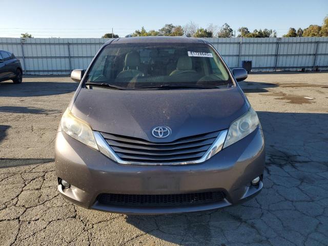 5TDDK3DC5BS004255 - 2011 TOYOTA SIENNA XLE Grau Foto 5