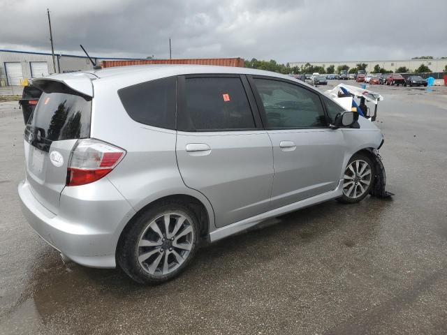 JHMGE8H59DC074504 - 2013 HONDA FIT SPORT Argent photo 3