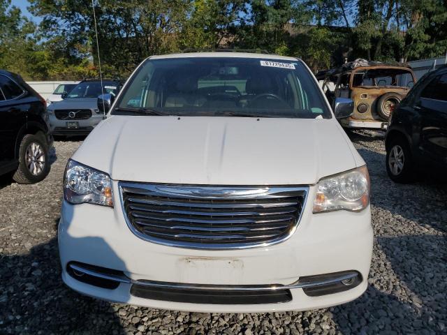 2C4RC1CG5ER195541 - 2014 CHRYSLER TOWN & COU TOURING L WHITE photo 5