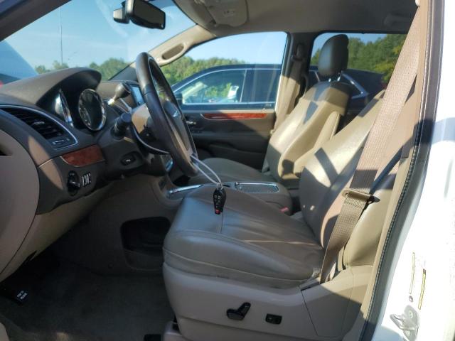 2C4RC1CG5ER195541 - 2014 CHRYSLER TOWN & COU TOURING L WHITE photo 7