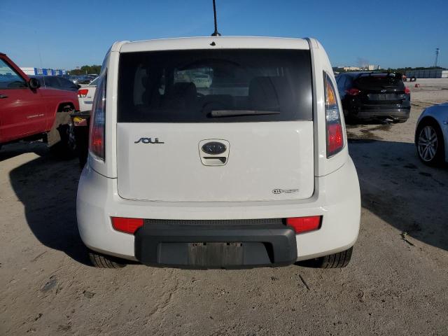 KNDJT2A24A7043319 - 2010 KIA SOUL + WHITE photo 6