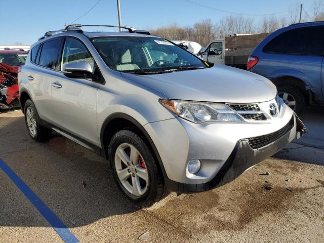 2T3RFREV3EW128766 - 2014 TOYOTA RAV4 XLE SILVER photo 4