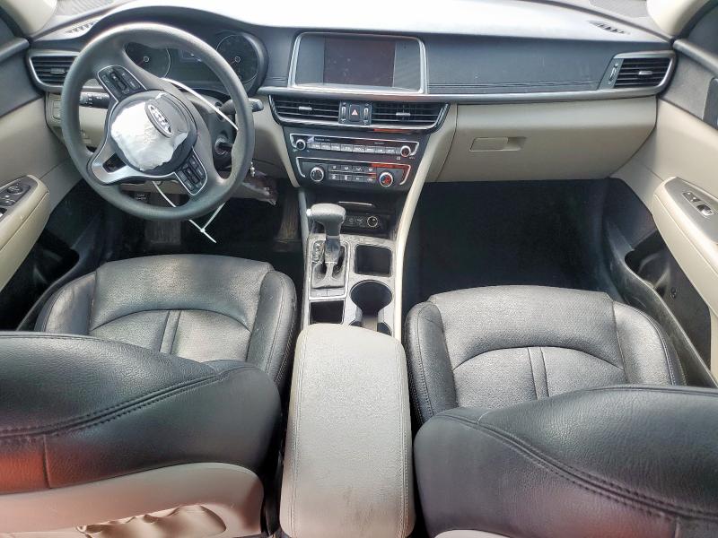 5XXGT4L36JG256761 - 2018 KIA OPTIMA LX თეთრი ფოტო 8