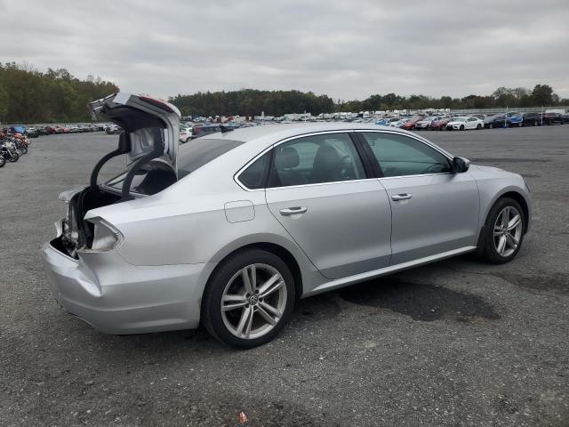 1VWBT7A30EC050028 - 2014 VOLKSWAGEN PASSAT SE SILVER photo 3