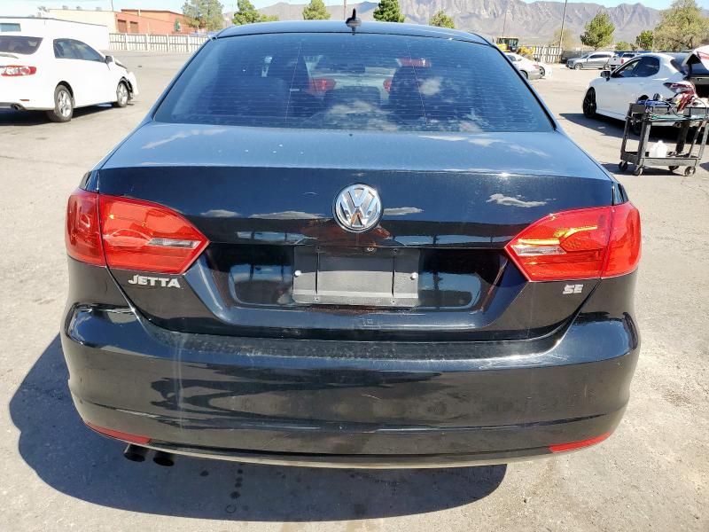 3VWD17AJ4EM390925 - 2014 VOLKSWAGEN JETTA SE Negro foto 6