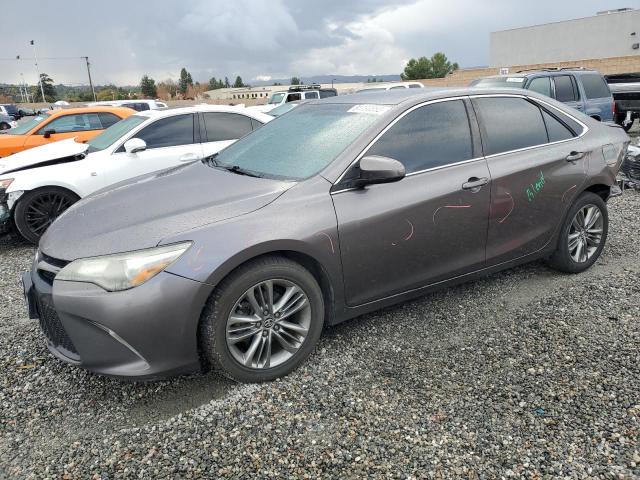 4T1BF1FK6FU939236 - 2015 TOYOTA CAMRY LE GRAY photo 1