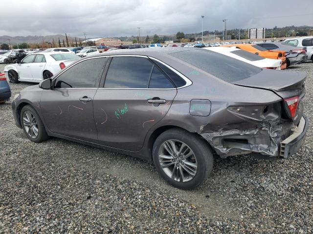 4T1BF1FK6FU939236 - 2015 TOYOTA CAMRY LE GRAY photo 2