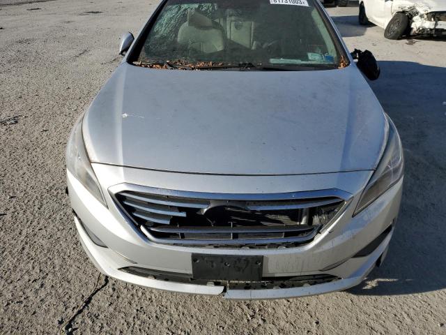 5NPE24AF0GH387883 - 2016 HYUNDAI SONATA SE SILVER photo 11