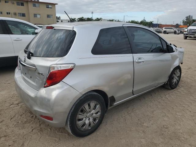 JTDJTUD38CD540426 - 2012 TOYOTA YARIS SILVER photo 3