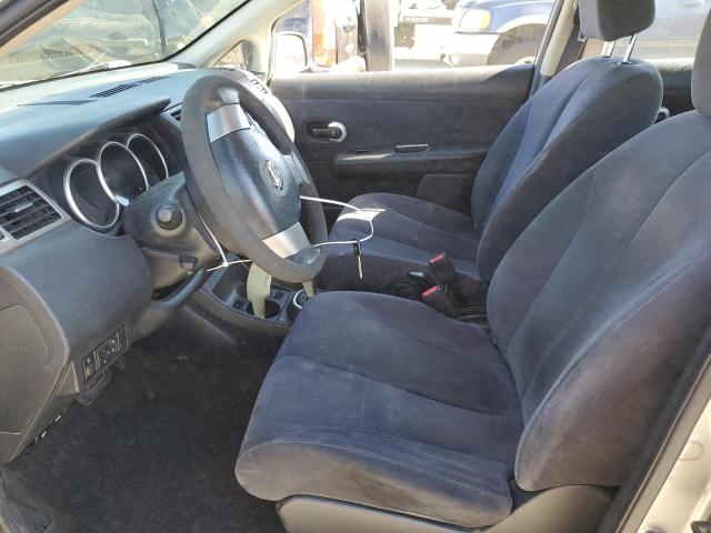 3N1BC13E58L421985 - 2008 NISSAN VERSA S SILVER photo 7