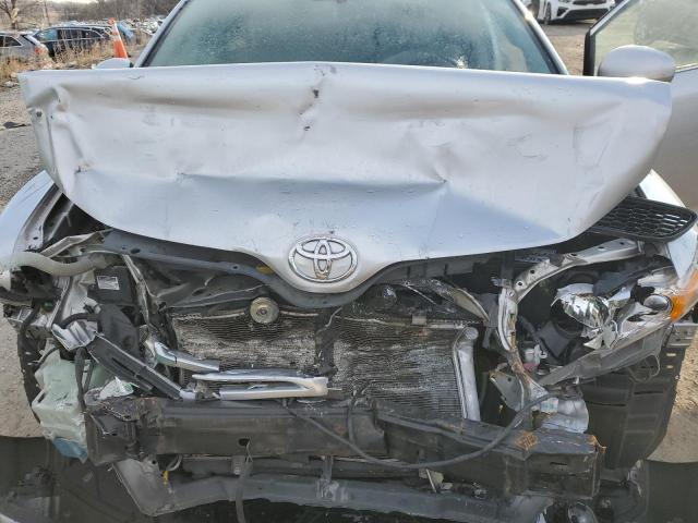 4T3BK11A19U003594 - 2009 TOYOTA VENZA SILVER photo 11