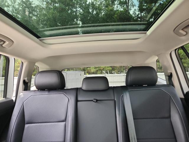 3VV3B7AX5MM024634 - 2021 VOLKSWAGEN TIGUAN SE Biały zdjęcie 10