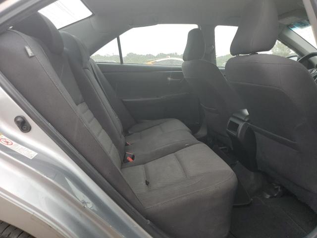4T4BF1FK5FR477516 - 2015 TOYOTA CAMRY LE SILVER photo 10