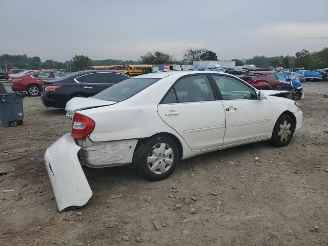 4T1BE32K02U113299 - 2002 TOYOTA CAMRY LE WHITE photo 3