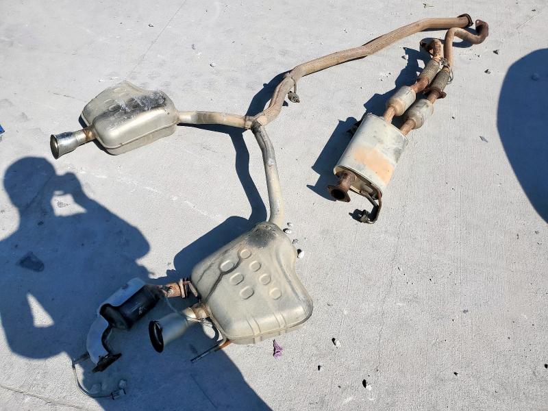 1GNERHKW1KJ166219 - 2019 CHEVROLET TRAVERSE LT WHITE photo 13