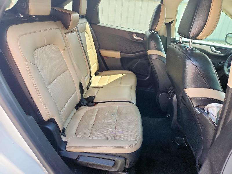 1FMCU0H67LUA31300 - 2020 FORD ESCAPE SEL WHITE photo 11