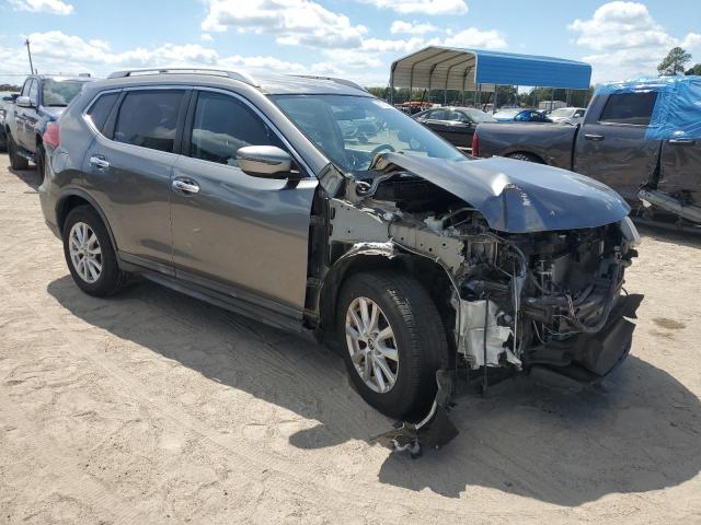 KNMAT2MT8JP533251 - 2018 NISSAN ROGUE S GRAY photo 4