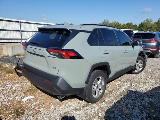 2T3W1RFV1MW168911 - 2021 TOYOTA RAV4 XLE GRAY photo 3