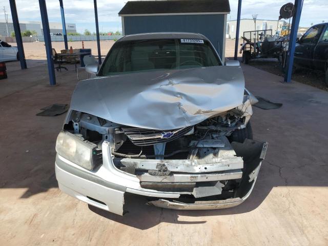 2G1WF52E749218066 - 2004 CHEVROLET IMPALA SILVER photo 5