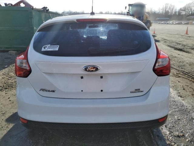 1FAHP3K26CL443454 - 2012 FORD FOCUS SE WHITE photo 6