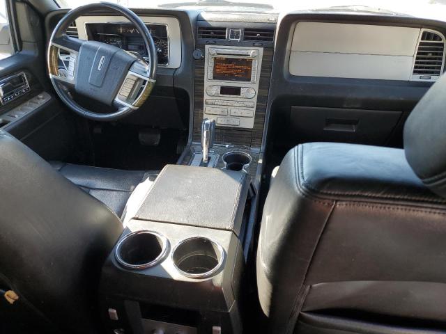 5LMJJ2J59AEJ03762 - 2010 LINCOLN NAVIGATOR 黑色 照片 8