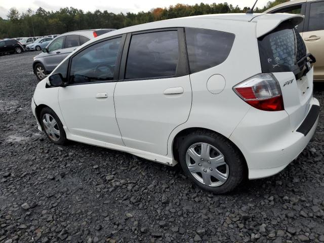 JHMGE8H54DC057397 - 2013 HONDA FIT SPORT WHITE photo 2