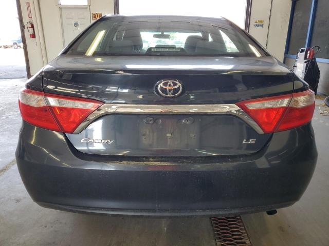 4T1BF1FK5FU106138 - 2015 TOYOTA CAMRY LE GRAY photo 6