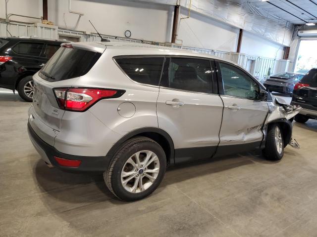 1FMCU0GD3HUC22722 - 2017 FORD ESCAPE SE SILVER photo 3