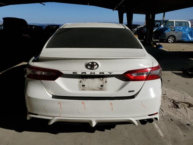 JTNB11HK0J3058767 - 2018 TOYOTA CAMRY L Beyaz fotoğraf 6