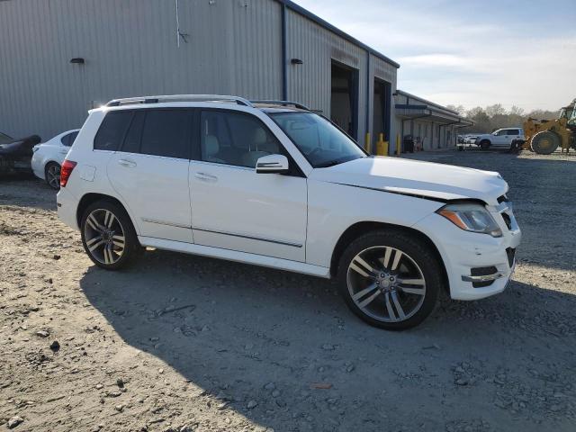 WDCGG5HB3DG109444 - 2013 MERCEDES-BENZ GLK 350 WHITE photo 4